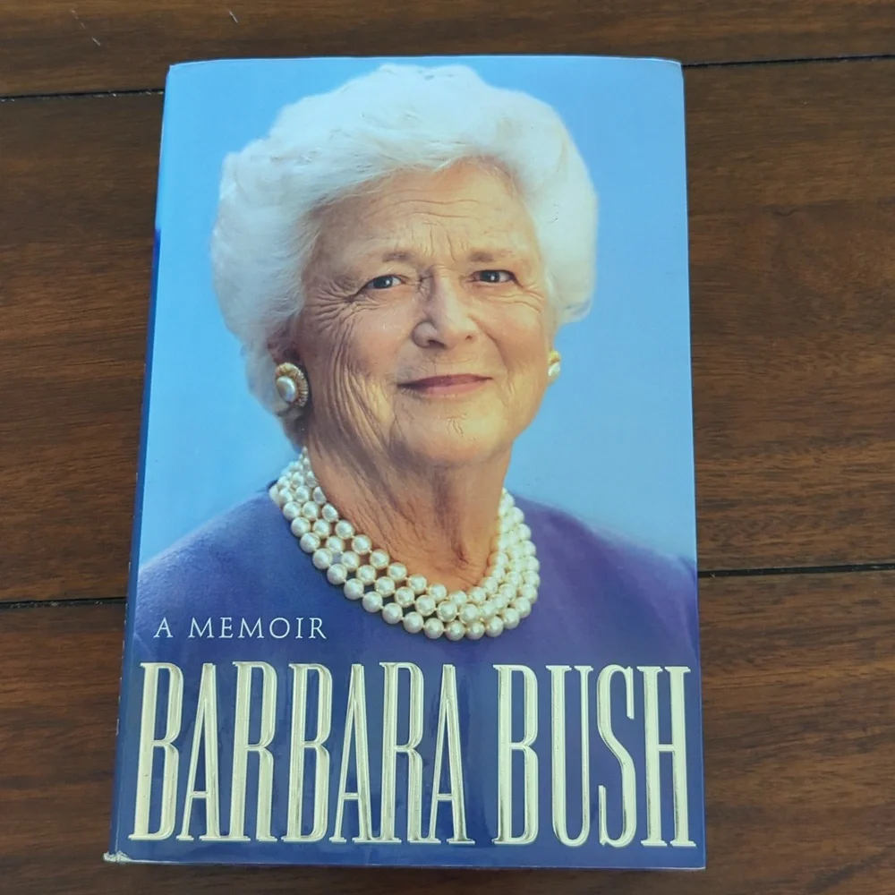 Signed A‎ Memoir Barbara Bush used book